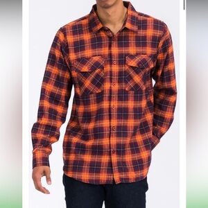 WEIV unisex plaid flannel in burnt orange plaid-M